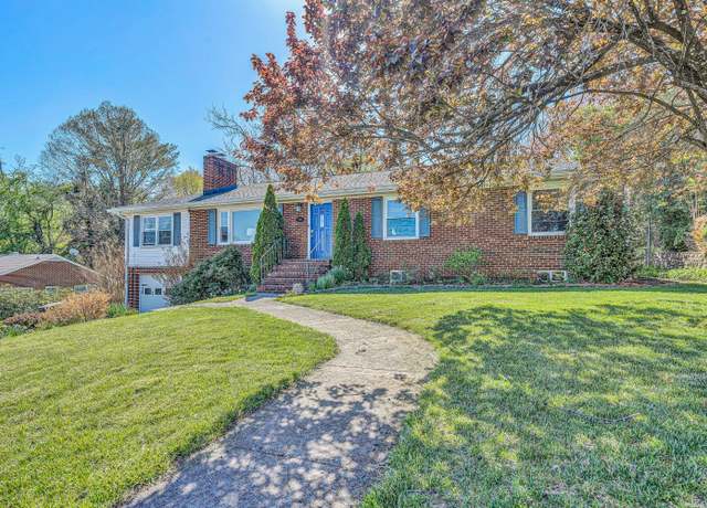 Property at 2027 Wynmere Dr, Roanoke, VA 24018, 4 beds, 3 baths
