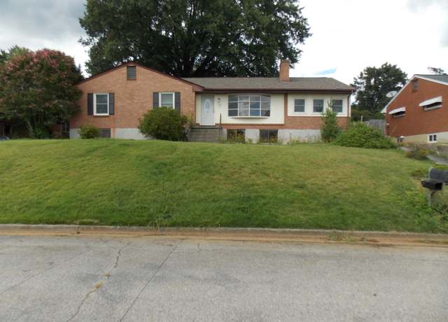 Property at 1439 Brushy Mountain Dr, Salem, VA 24153, 3 beds, 2.5 baths