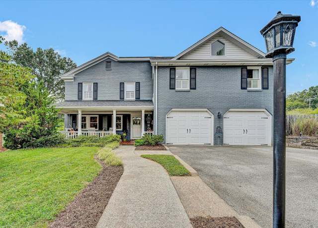 Property at 2509 Barham Rd SW, Roanoke, VA 24015, 4 beds, 2.5 baths