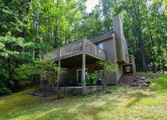 Property at 8664 Martins Creek Rd, Roanoke, VA 24018, 3 beds, 3 baths