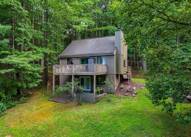 Property at 8664 Martins Creek Rd, Roanoke, VA 24018, 3 beds, 3 baths