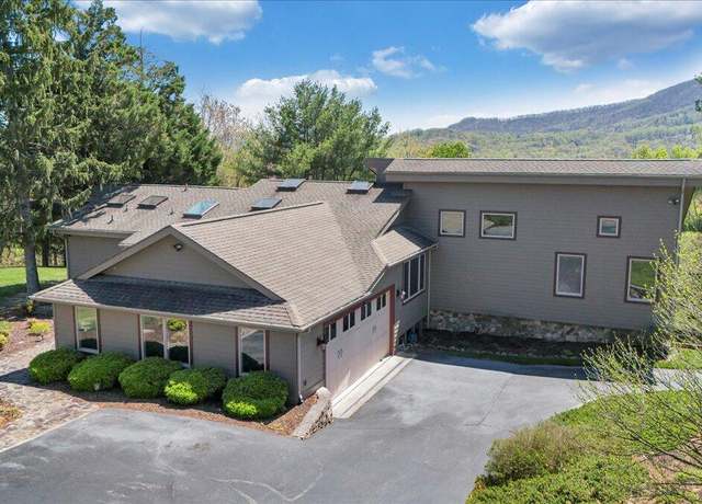 Property at 5936 Saddleridge Rd, Roanoke, VA 24018, 5 beds, 3.5 baths
