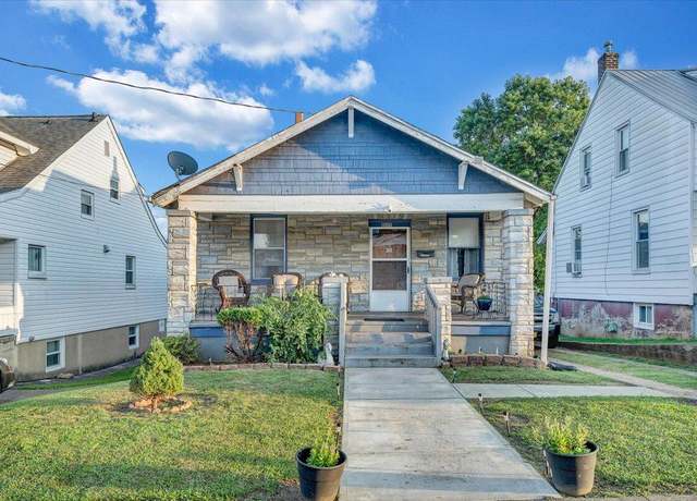 Property at 1109 Morehead Ave SE, Roanoke, VA 24013, 2 beds, 2 baths