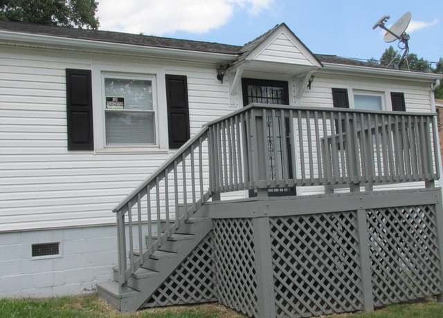 Property at 3107 Garden City Blvd SE, Roanoke, VA 24014, 2 beds, 1 bath