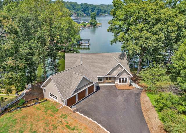 Property at 341 Chestnut Pointe Dr, Hardy, VA 24101, 3 beds, 3 baths