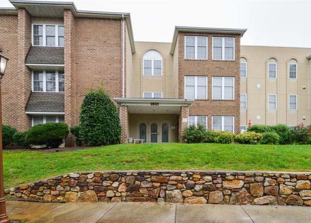 Property at 4845 Glen Ivy Ln SW #209, Roanoke, VA 24018, 2 beds, 2 baths