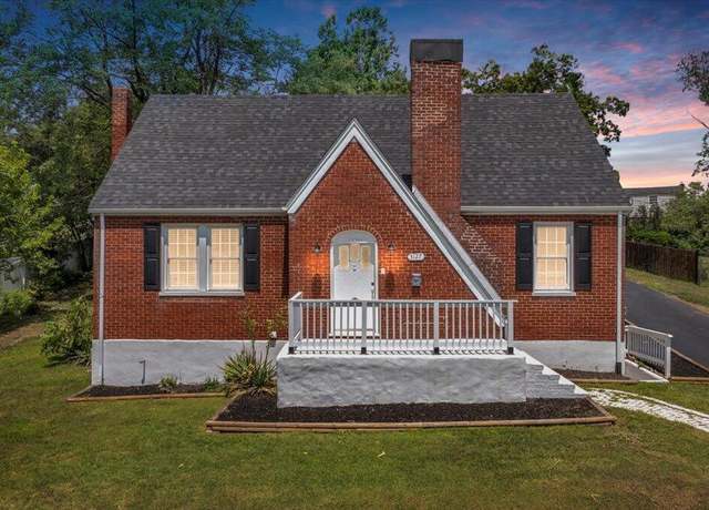 Property at 3127 Woodlawn Ave SW, Roanoke, VA 24015, 3 beds, 2 baths