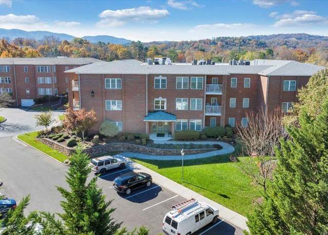 Property at 3040 Mcvitty Forest Dr #211, Roanoke, VA 24018, 2 beds, 2 baths