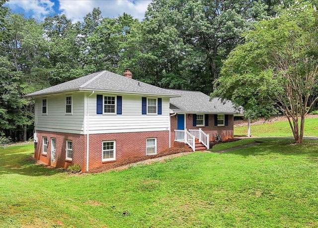 Property at 139 Owens Dr, Ferrum, VA 24088, 3 beds, 2 baths