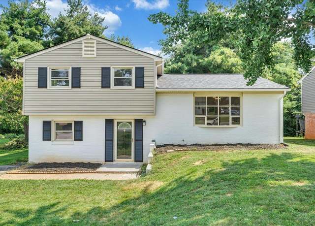 Property at 3820 Green Spring Ave NW, Roanoke, VA 24017, 3 beds, 1.5 baths