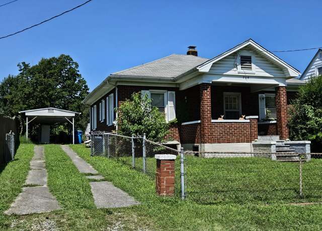 Property at 704 Midway St NE, Roanoke, VA 24012, 2 beds, 1 bath