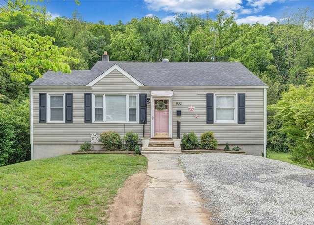 Property at 832 Brandon Ave SW, Roanoke, VA 24015, 2 beds, 1 bath