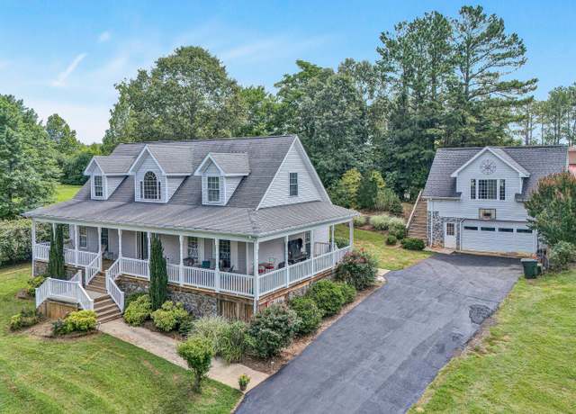 Property at 1157 Lakeland Pines Dr, Moneta, VA 24121, 4 beds, 3.5 baths