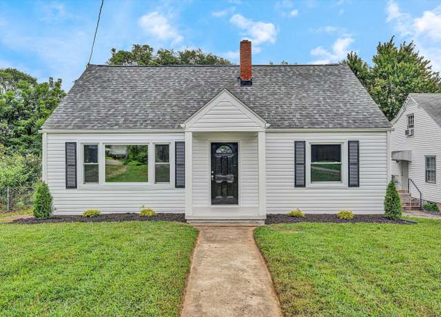 Property at 2719 Edison St NE, Roanoke, VA 24012, 4 beds, 1 bath