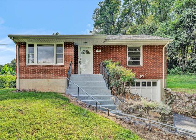 Property at 423 Parkdale Dr, Salem, VA 24153, 2 beds, 1 bath