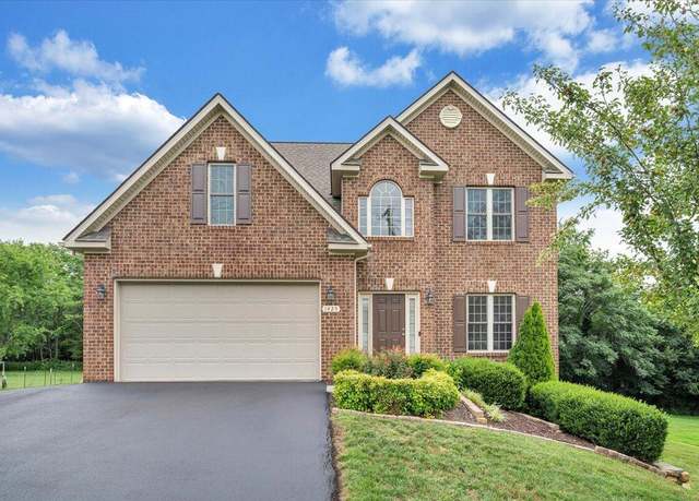 Property at 1425 Penley Blvd, Salem, VA 24153, 4 beds, 2.5 baths