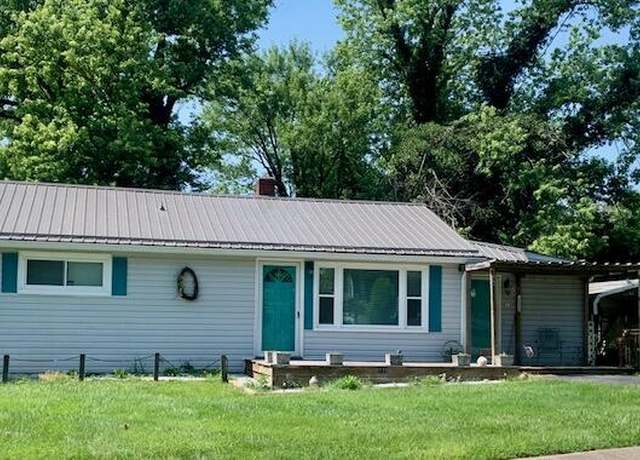 Property at 130 East St, Rocky Mount, VA 24151, 2 beds, 1 bath