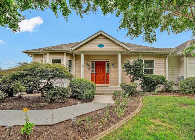 Property at 2326 Lake Retreat Rd, Huddleston, VA 24104, 3 beds, 3 baths