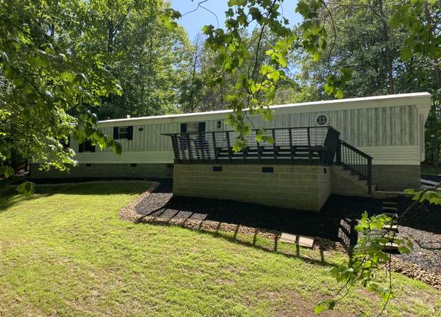 Property at 9 Blueberry Ln, Hardy, VA 24101, 3 beds, 2 baths
