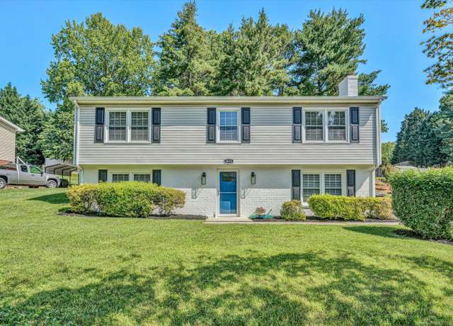 Property at 3631 Bower Rd, Roanoke, VA 24018, 4 beds, 3 baths
