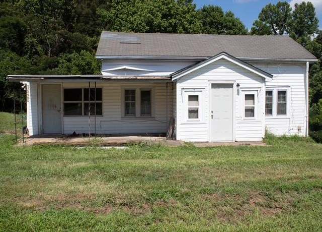 Property at 1620 Oak Level Rd, Bassett, VA 24055, 4 beds, 1 bath