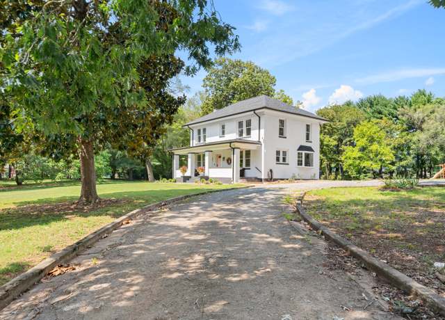 Property at 7919 Shadwell Dr, Roanoke, VA 24019, 3 beds, 3 baths