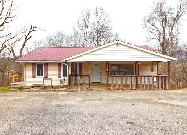 Property at 715 N Giles St, Pearisburg, VA 24134, 2 beds, 2 baths