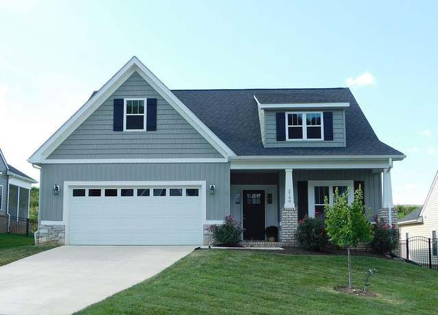 Property at 2750 Russlen Dr, Salem, VA 24153, 3 beds, 2 baths