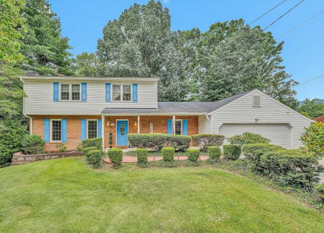 Property at 3936 Skylark Cir, Roanoke, VA 24018, 4 beds, 2.5 baths