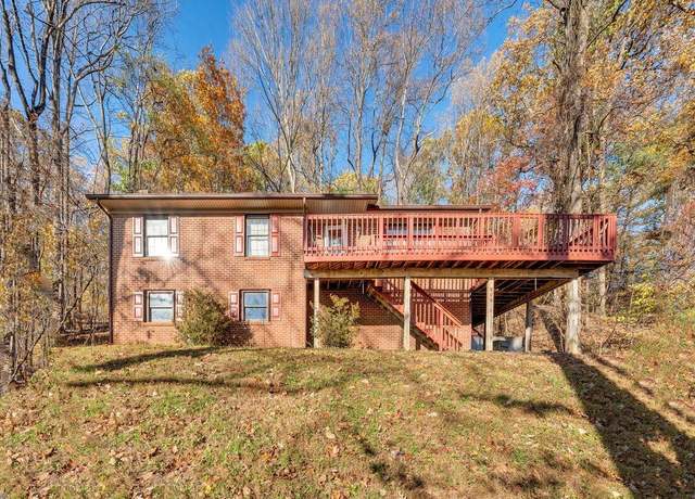 Property at 590 Rolling Hill Dr, Rocky Mount, VA 24151, 3 beds, 2 baths