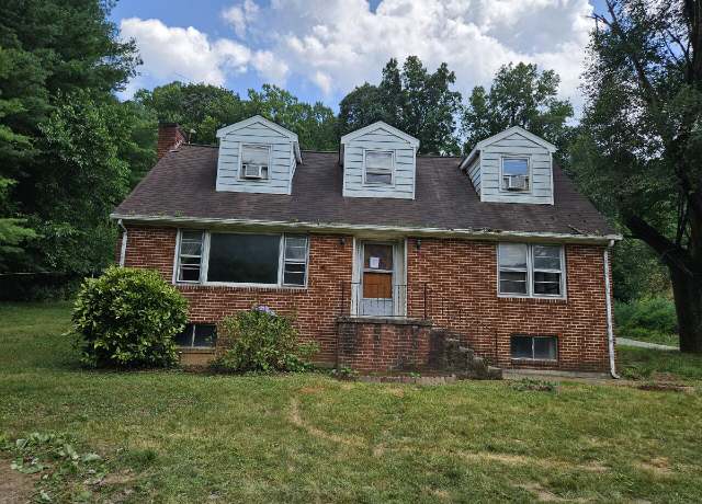 Property at 1050 Tower Rd, Blue Ridge, VA 24064, 4 beds, 2.5 baths