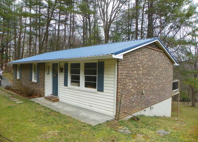 Property at 464 Pugh Mountain Rd, Marion, VA 24354, 3 beds, 2 baths