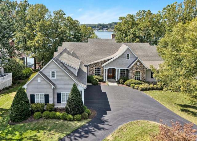 Property at 405 Island View Dr, Penhook, VA 24137, 4 beds, 4.5 baths