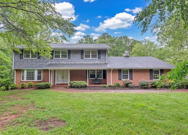 Property at 1490 Mount Olivet Rd, Martinsville, VA 24112, 4 beds, 3 baths
