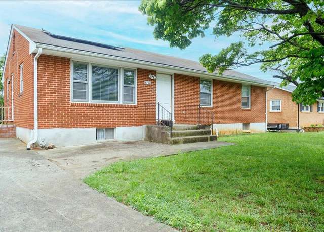 Property at 5702 Santa Anita Ter, Roanoke, VA 24012, 3 beds, 2.5 baths