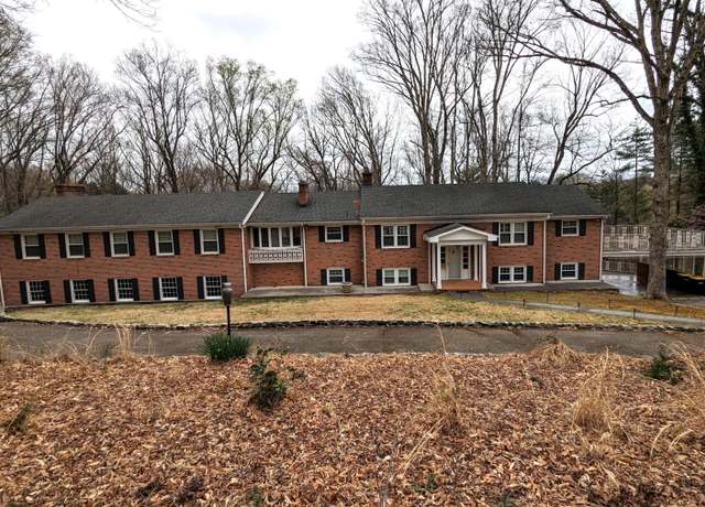 Property at 75 Foster St, Rocky Mount, VA 24151, 7 beds, 5 baths