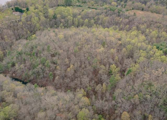 Property at 4048 Cabin Land Dr, Radford, VA 24141