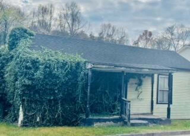 Property at 360 Patterson Ave, Rocky Mount, VA 24151, 2 beds, 1 bath