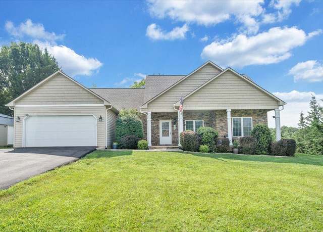 Property at 86 Wagon Watch Ln, Moneta, VA 24121, 3 beds, 2 baths