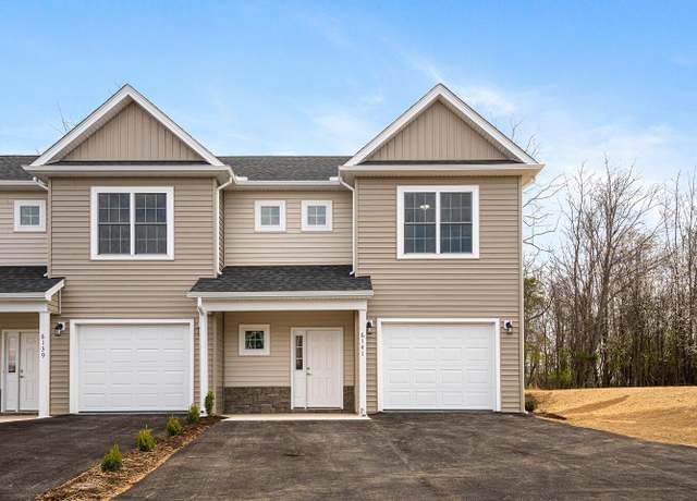 Property at 6141 Warren Newcomb Dr, Fairlawn, VA 24141, 3 beds, 2.5 baths