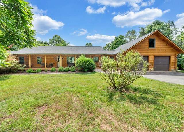 Property at 250 Knoll Ridge Ln, Rocky Mount, VA 24151, 4 beds, 2.5 baths