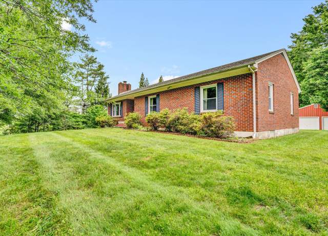Property at 2745 Old Quarry Rd, Bassett, VA 24055, 3 beds, 1.5 baths