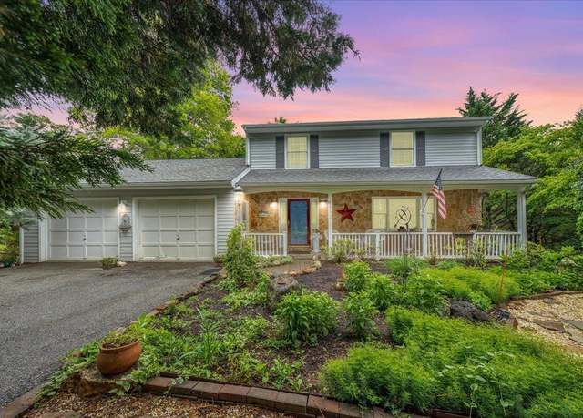 Property at 6553 Pencheck Cir, Roanoke, VA 24018, 4 beds, 3.5 baths