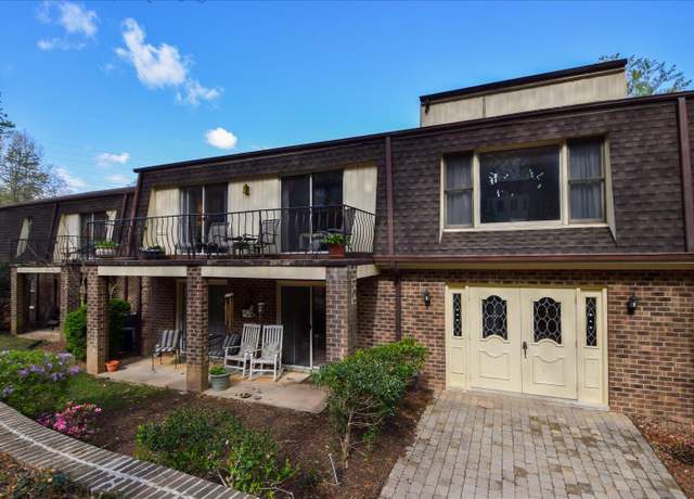 Property at 3400 Kim Ct SW Unit A9, Roanoke, VA 24018, 2 beds, 2.5 baths