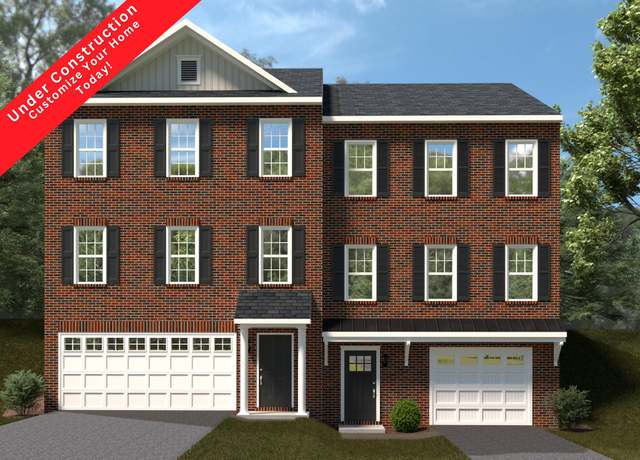 Property at 3740 Crescent Ridge Dr SW, Roanoke, VA 24018, 3 beds, 2.5 baths