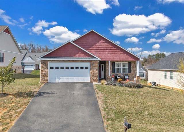 Property at 28 Primrose Ct, Roanoke, VA 24019, 3 beds, 2 baths