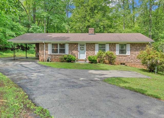 Property at 175 Webb Mountain Rd, Boones Mill, VA 24065, 3 beds, 1.5 baths