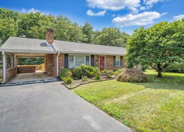 Property at 5032 Bruceton Rd SW, Roanoke, VA 24018, 3 beds, 2.5 baths