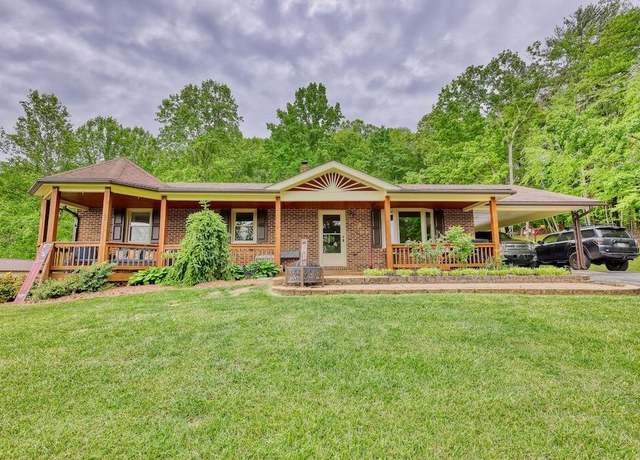 Property at 1530 Ridgeview Rd, Floyd, VA 24091, 3 beds, 3 baths