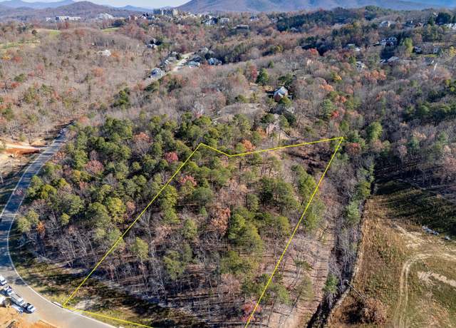 Property at 5662 Hunt Camp Rd, Roanoke, VA 24018